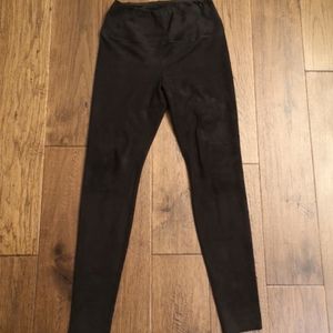 Aritzia Wilfrid faux suede black pants in large